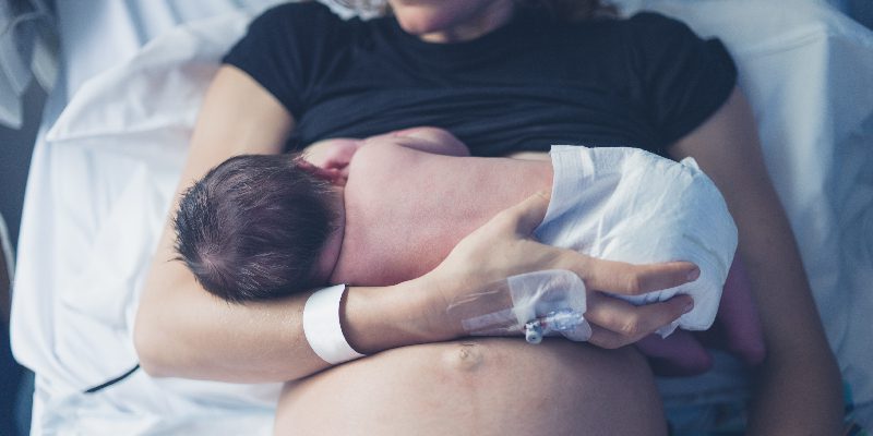 9 Breastfeeding Tips for New Mothers